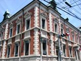 コントラストが見事な設計の
京都郵便電信局としての建築。05.05.14.