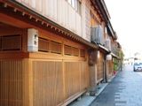 格子が見事なにし茶屋街。04.11.17.