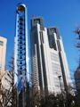 東京都庁の高層ビルと競うかのような時計塔。06.02.09.
