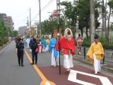 正装一本高下駄の猿田彦神。07.07.29.