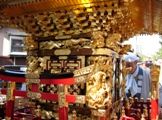 胴や台座も彫金で錺られ。07.09.09.