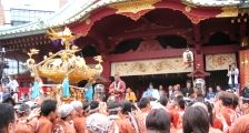 外神田1丁目万世橋町会神輿。07.05.13.