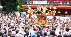 大手・丸の内町会の将門神輿。07.05.13.