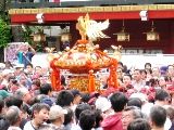 宮入参拝終えて帰還する元祖女神輿。07.05.13.