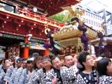 外神田4丁目田代会神輿。07.05.13.