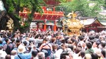 唐破風の司一町会神輿。07.05.13.