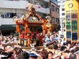 四番手の日本神輿協会神輿。07.04.29.