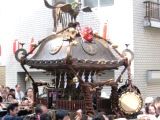 本社中神輿の「赤面神輿」06.06.04.