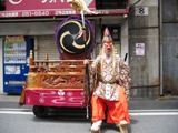 先導の猿田彦神も一休み。06.06.04.