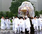 宮神輿の担ぎ手達