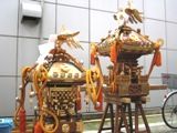 信濃町の町内神輿。06.06.04.