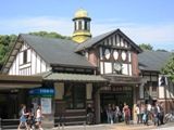 原宿駅舎。05.10.14.