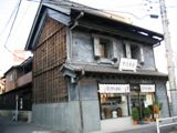 野口酒造の路地裏。04.12.03