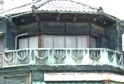 ワカマツヤの縁側の欄干はお見事。05.07.07.
