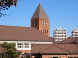 若葉台小学校南側。07.12.14.