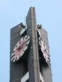 32メートル上空の三面の孤高の時計塔。05.06.14.