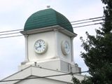 正に大正浪漫のパティオ武蔵野の時計塔。05.08.23.