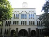 東京農大の農学部本館の時計塔。05.11.01.