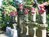 延命寺の地蔵達。05.09.18.