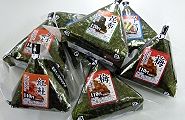 仕上げには手巻きおにぎり。'10.04.24.