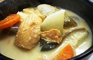 根菜類と鮭の酒粕汁。'13.01.12.