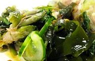 ワカメきゅうりの酢の物'16.03.12.