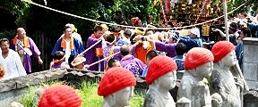 大磯中丸の八坂神社例大祭。'11.07.03.