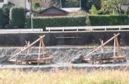 伝統的河川工法の牛枠。08.11.07.