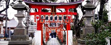朱塗りの鳥居。'15.03.15.