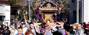 鳥居前から大正通りへ、'16.01.01.