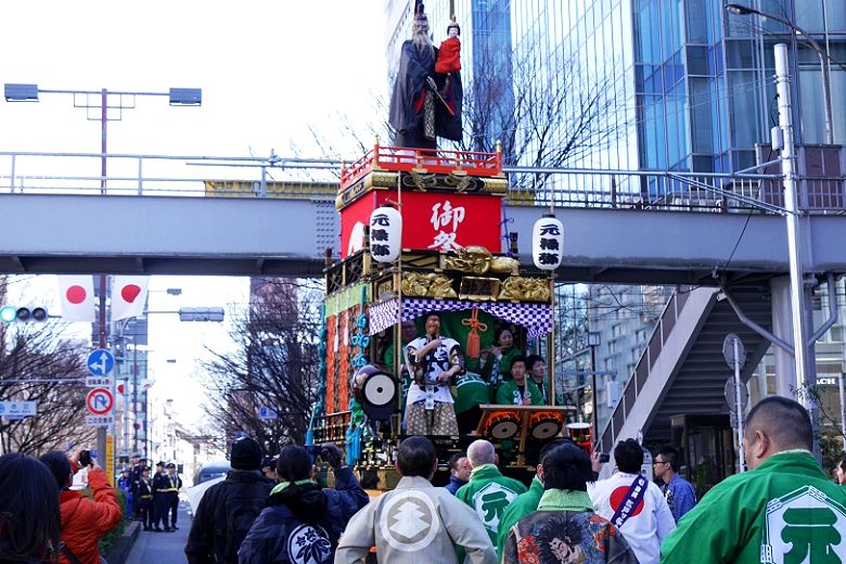 人形舞台を上げて巡行.'16.02.11.