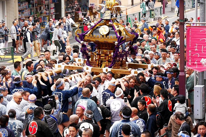 不忍通り北進の祭友会神輿'16.04.10.