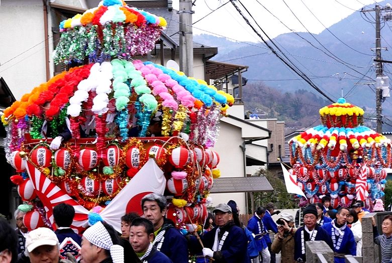 連なって萩原地蔵尊へ '16.01.17.