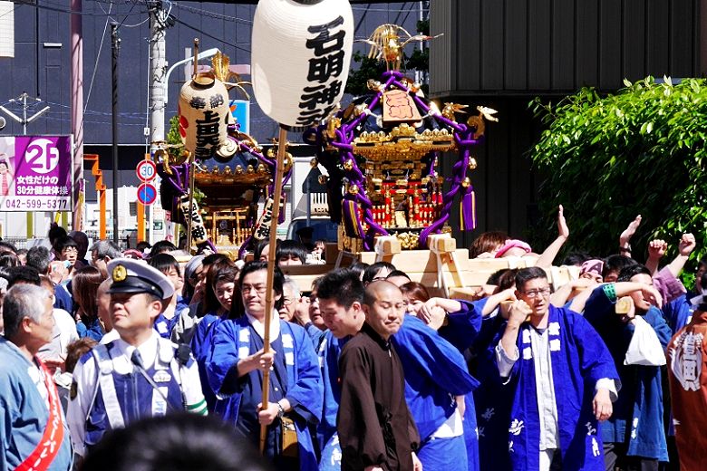 石明神社と殿の上田天神社'16.04.29.