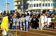 江島神社宮司による神事は厳かに行われる。10.01.17.