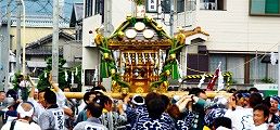 背高神輿の茅町。'10.07.11.
