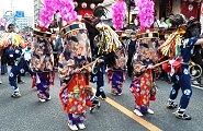 花笠が竹で拍子付け。'10.11.07.