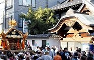 お江戸の神輿と銭湯。'11.01.01.