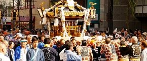 甚隆睦の白色飾り紐に水玉模様。'13.09.29.