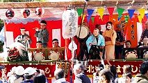 お囃子の競演。'13.10.27.