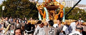 江戸神輿愛好会の上溝睦。'13.10.13.