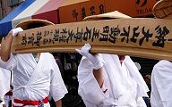 パレード参加の大山詣で。'13.07.28.