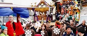 一小通りを進む駒井。'13.11.10.