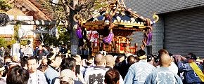 境内前からの担ぎ出し。'14.01.01.