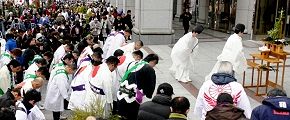 居木神社神職による神事。'14.02.11.