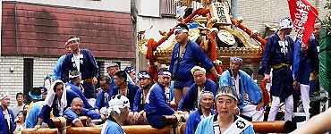 江戸資料館通りを車載転送。'14.08.17.