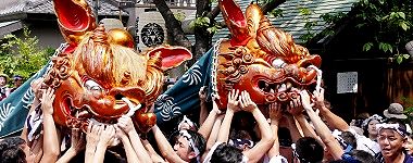 精悍な形相の獅子頭。'15.08.01.