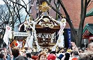 大鳥居神輿。'12.02.11.