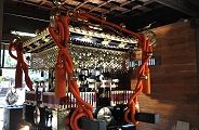 台座五尺三寸の宮神輿。'12.04.08.