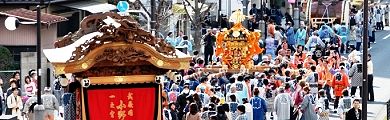 聖跡桜ヶ丘駅前で折り返す。'12.04.01.